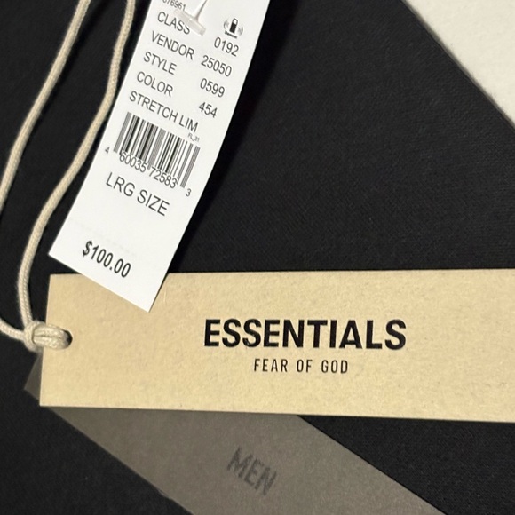 𝙵𝚎𝚊𝚛 𝙾𝚏 𝙶𝚘𝚍 𝙴𝚜𝚜𝚎𝚗𝚝𝚒𝚊𝚕𝚜 𝙷𝚘𝚘𝚍𝚒𝚎 (𝙻𝙰𝚁𝙶𝙴) - Picture 3 of 7